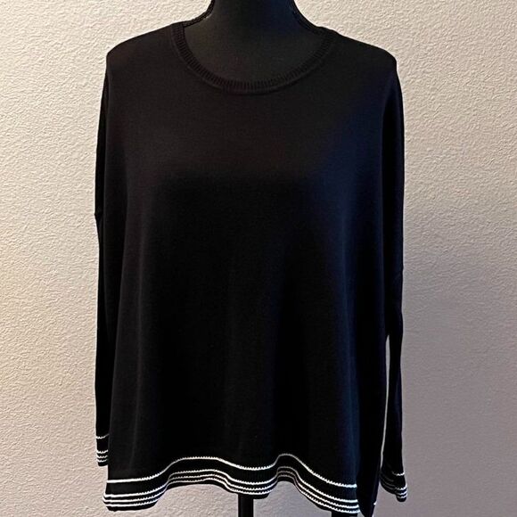Tommy Hilfiger: Oversized Pullover Sweater, Black, X-Small - Picture 3 of 12